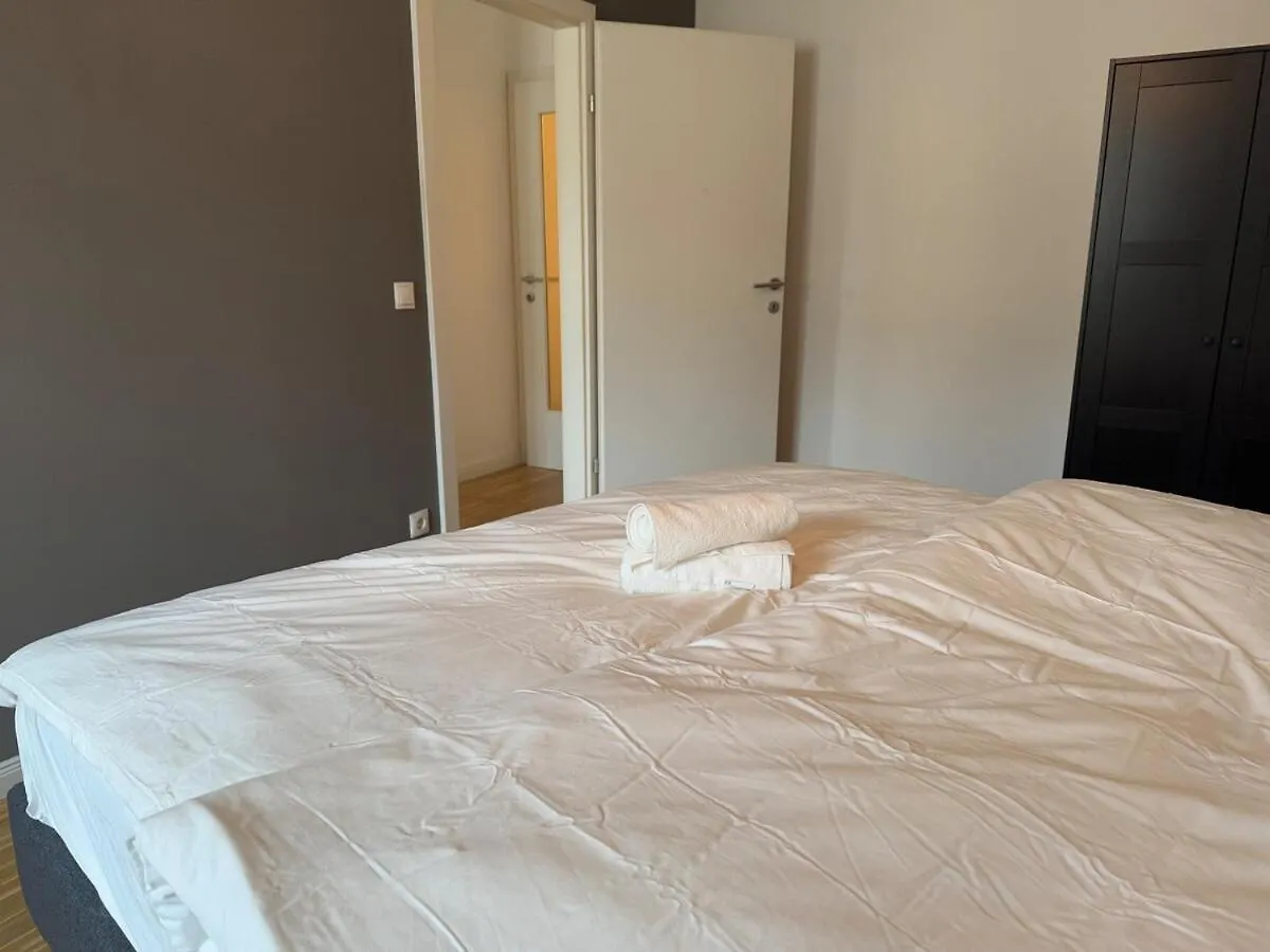 Apartment 2Br, Danube, Central, U6 & S-Bahn - Axara Housing Brn 33 Vienna Austria